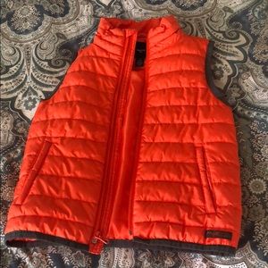 GUC Gap Vest
